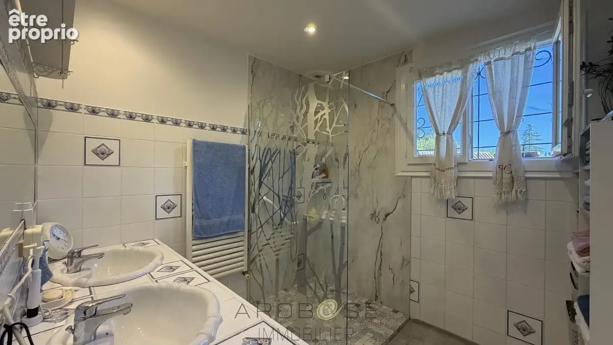 Maison de plain-pied avec piscine et environ 2 hectares - photo 18