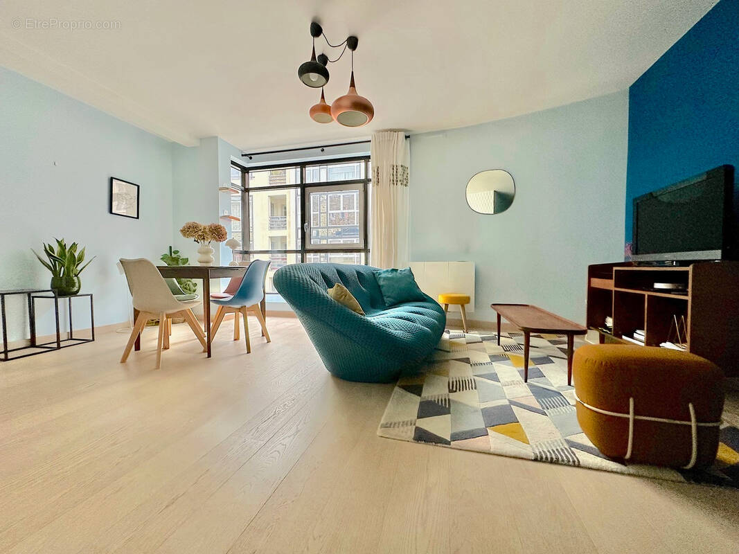 Appartement à PARIS-11E