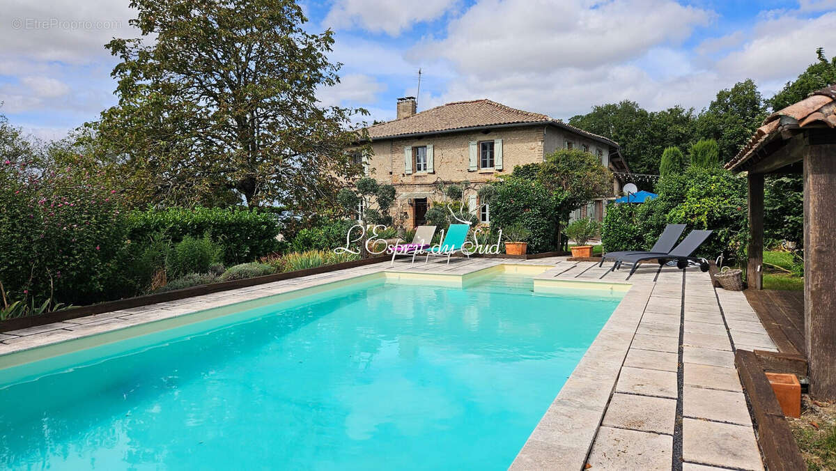Maison 298 m² à Lisle-Sur-Tarn  - photo 4