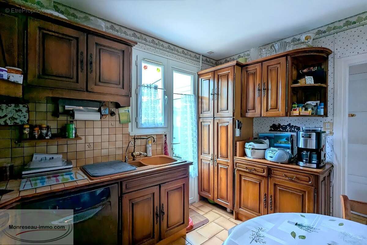 Maison à CHATENOY-LE-ROYAL