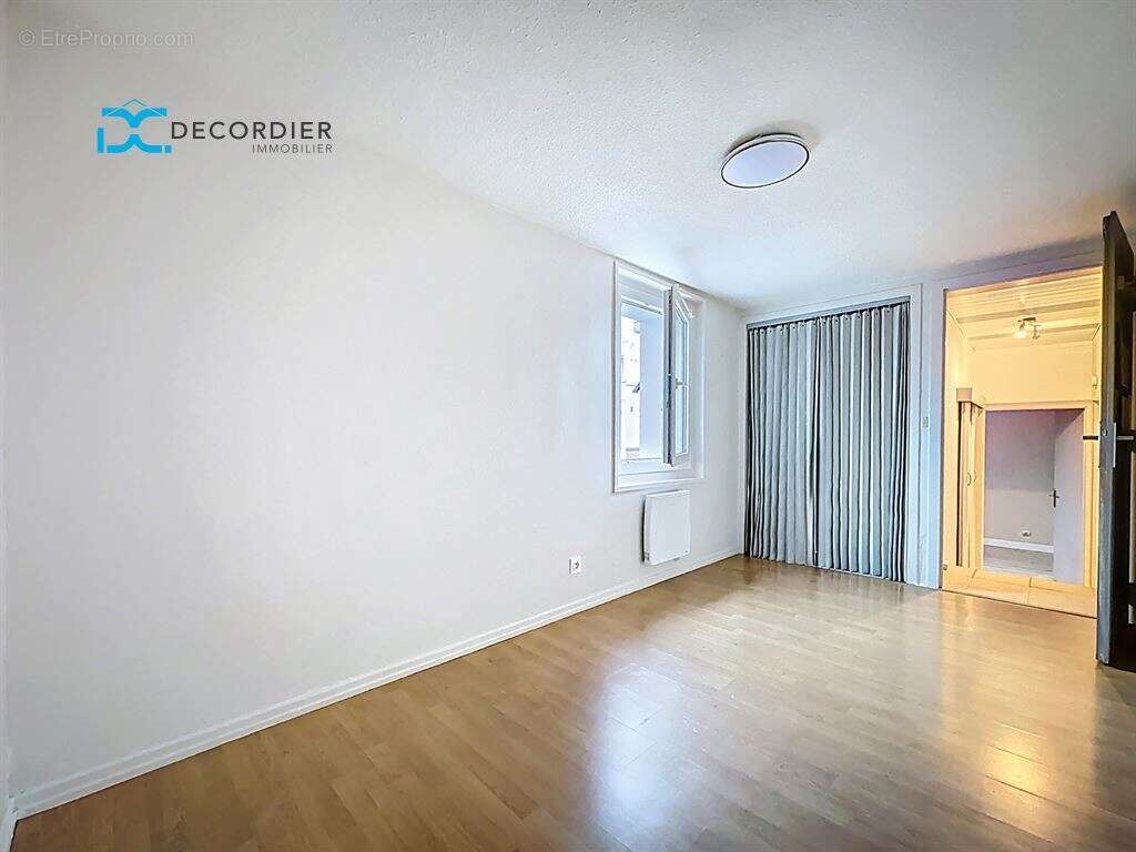 Appartement à NEUVECELLE