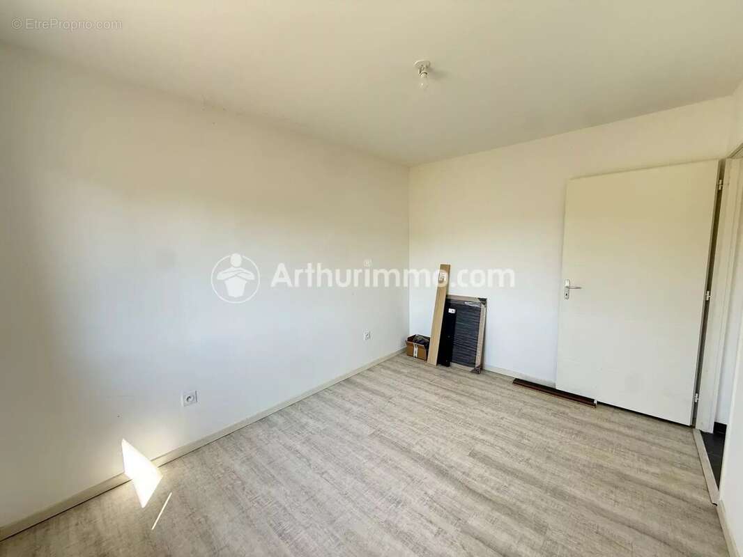 Rare maison de plain-pied PMR avec 3 chambres, suite parentale adaptée et DPE A - photo 13
