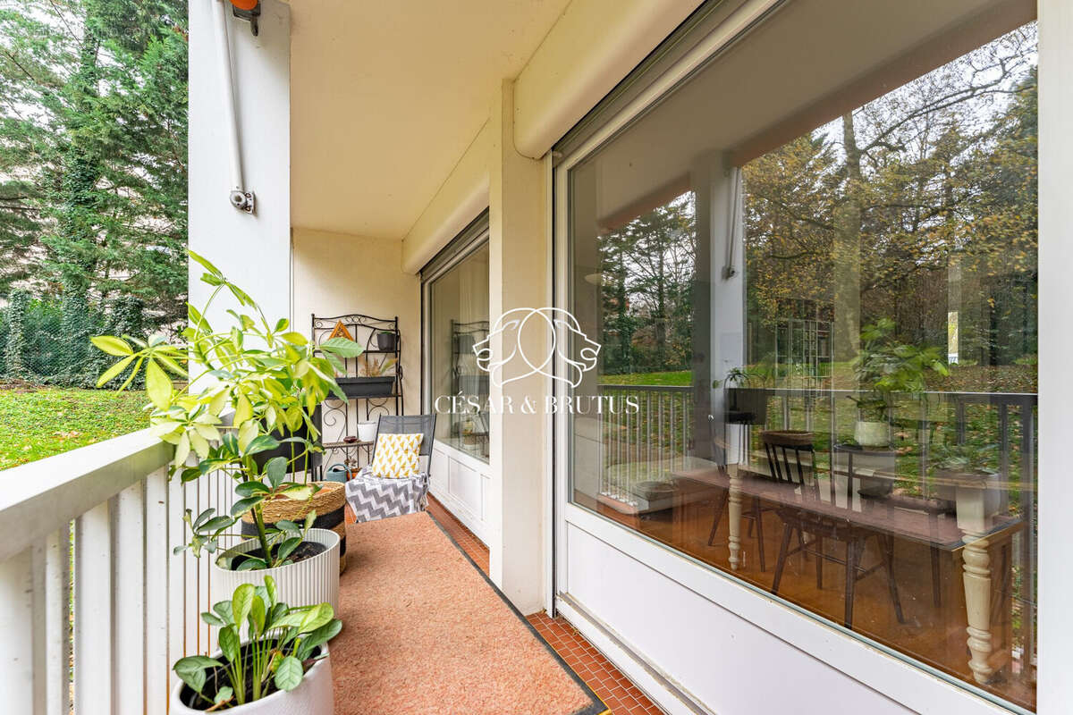 Appartement à SAINTE-FOY-LES-LYON