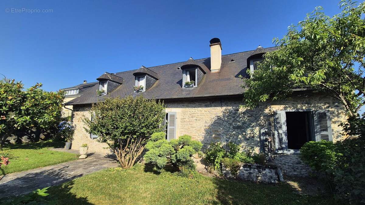 Maison à ASSON