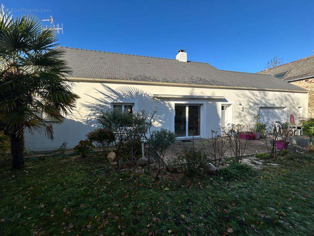 Maison à MESANGER