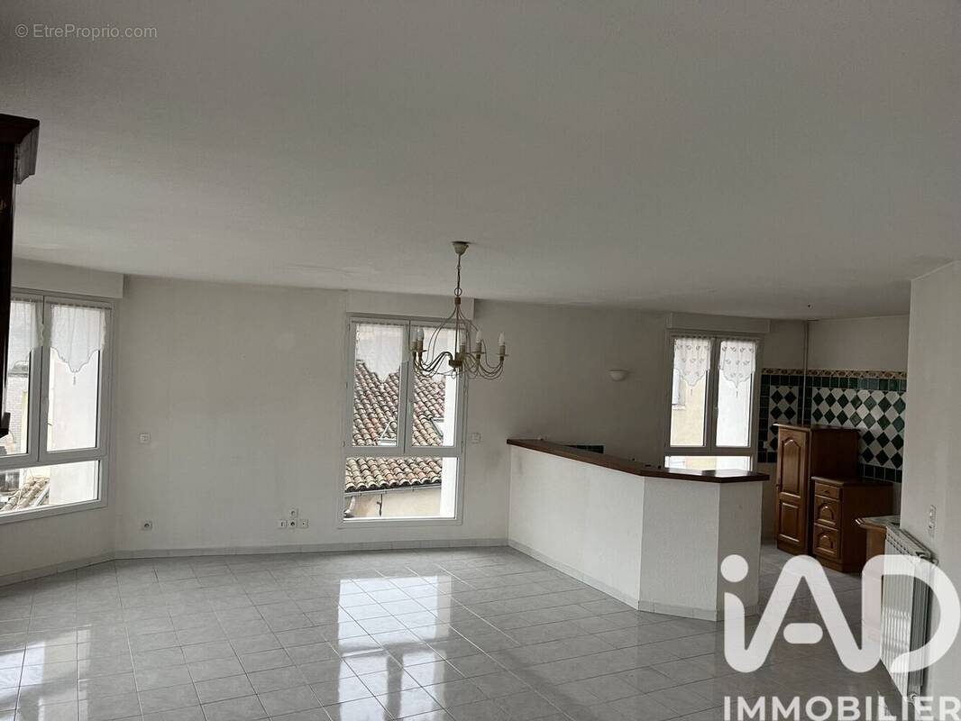 Photo 1 - Appartement à GANGES