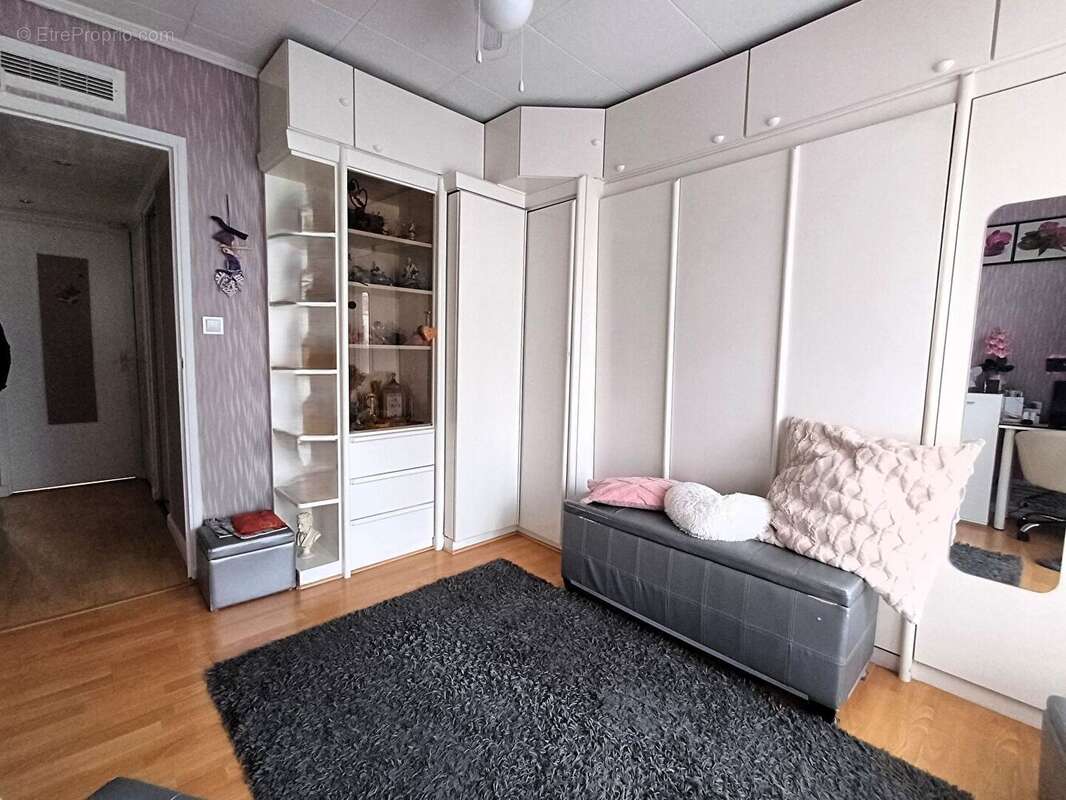Appartement à CHOISY-LE-ROI