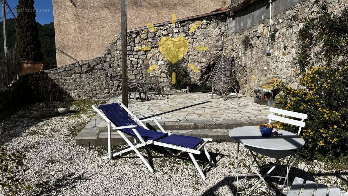 Appartement à CLAVIERS