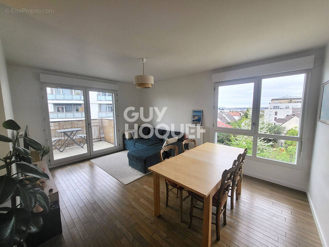 Appartement à ROSNY-SOUS-BOIS