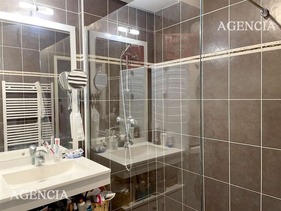 Appartement à PONTAULT-COMBAULT