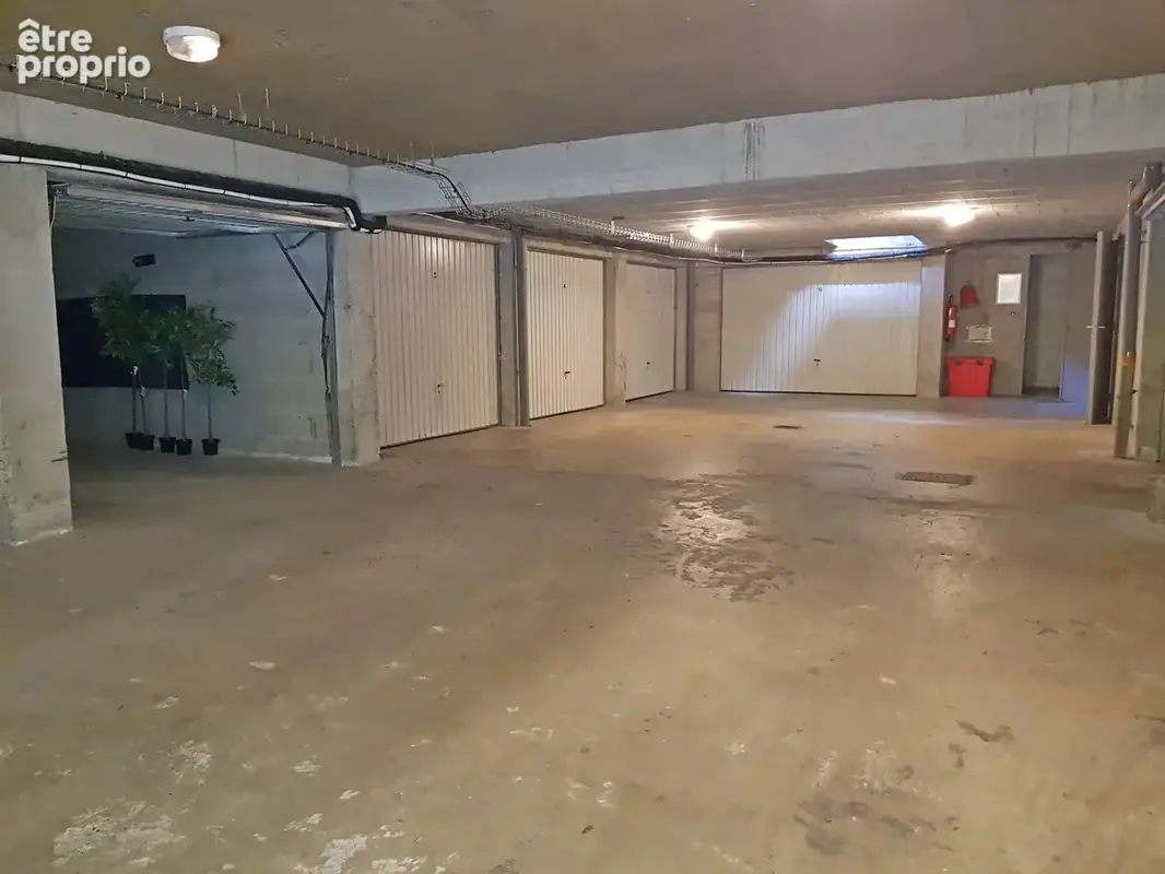 Parking à SAINT-MALO
