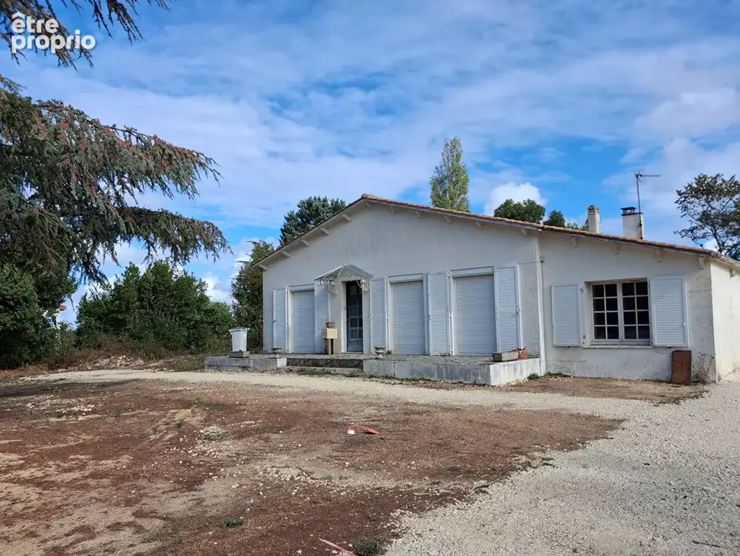 Photo Maison à Echillais au prix de 198 450€