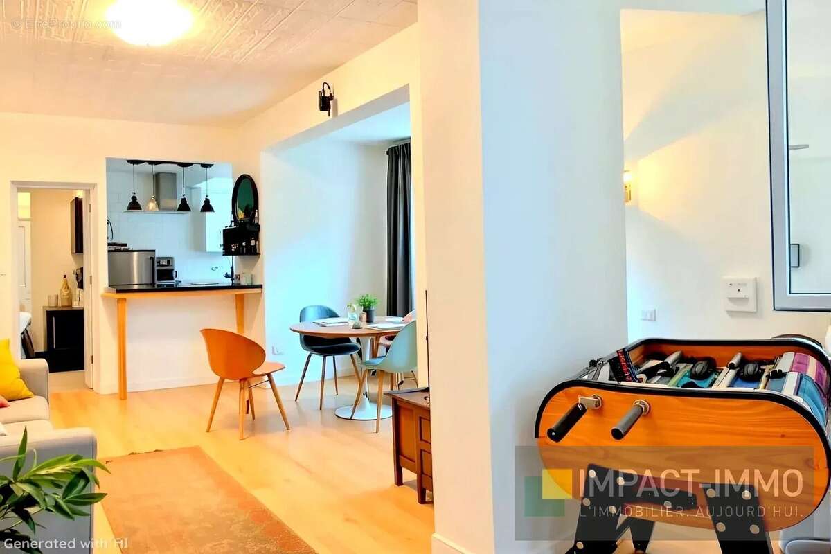 Appartement à LA GARENNE-COLOMBES