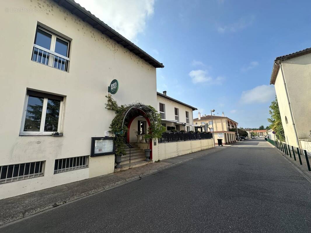 Commerce à CASTELJALOUX