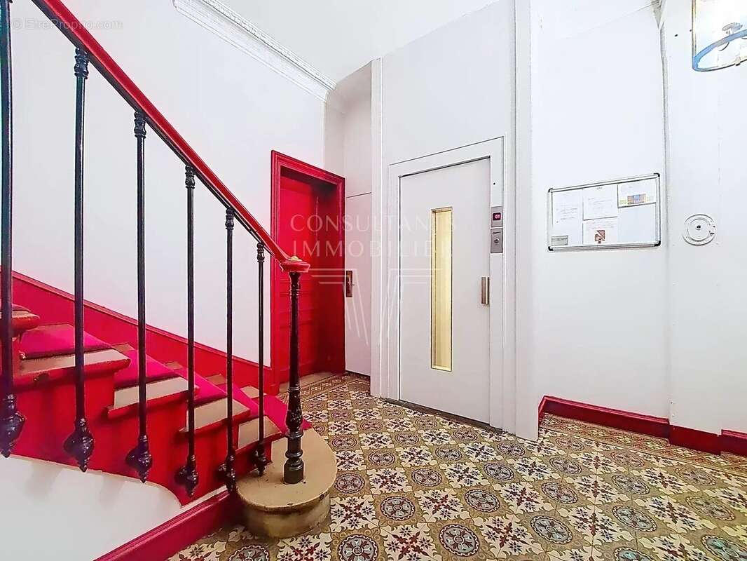 Exclusivité. rue de chaillot - photo 12