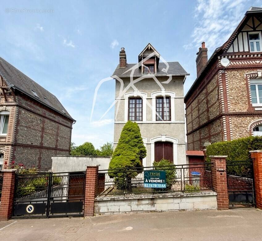 Maison à DEVILLE-LES-ROUEN