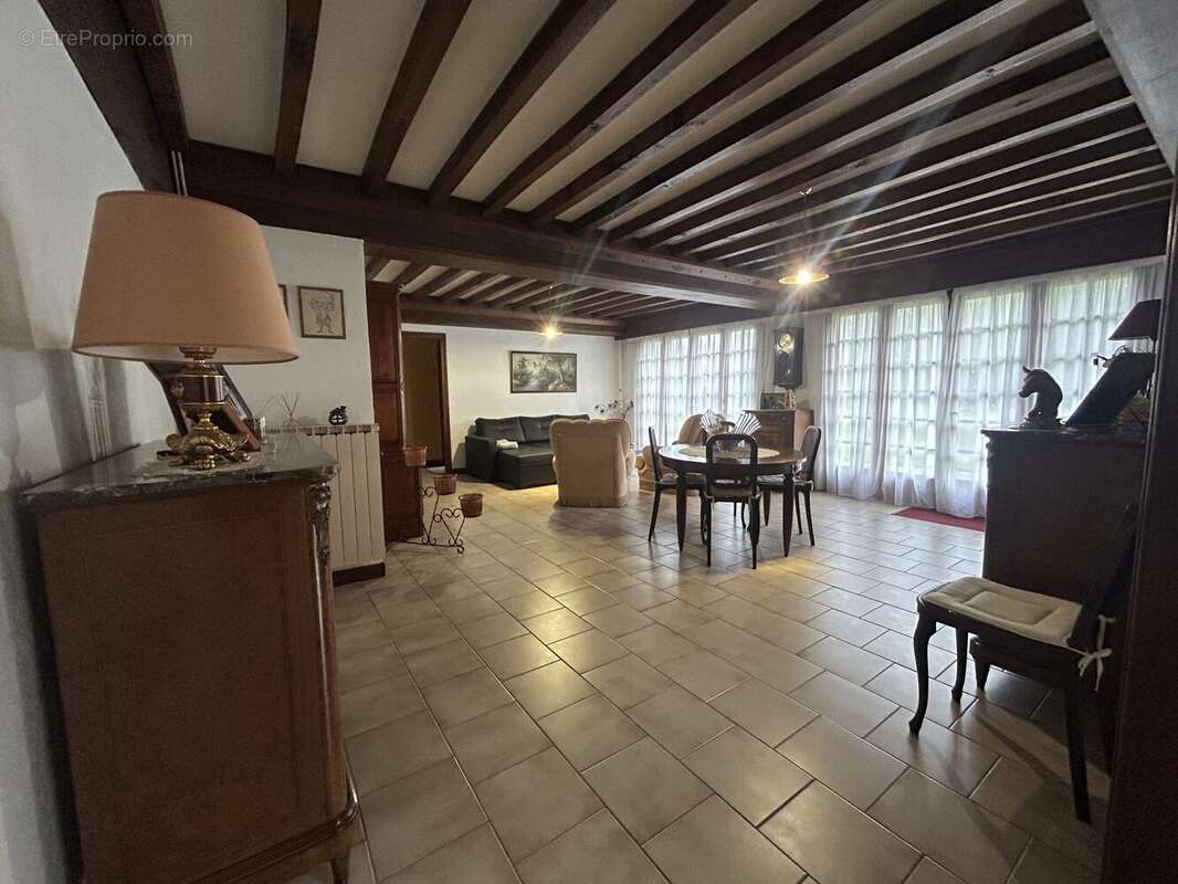 Maison à PONT-D'OUILLY