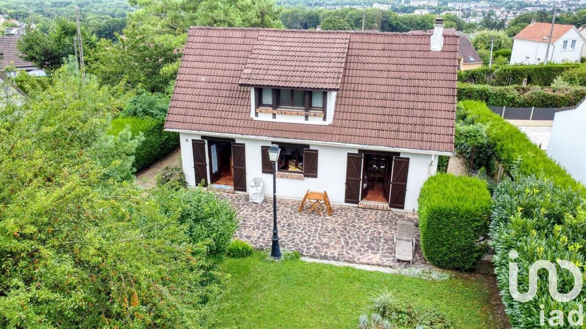 Photo 1 - Maison à CREGY-LES-MEAUX