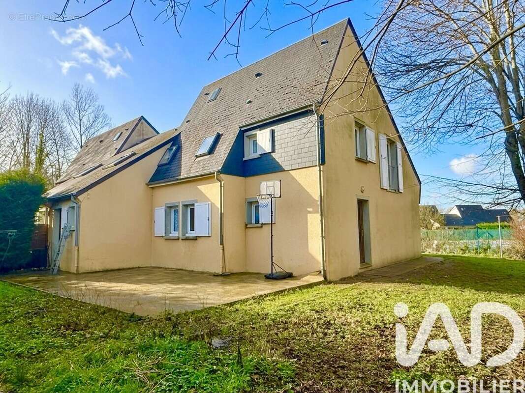 Photo 2 - Maison à COSNE-COURS-SUR-LOIRE