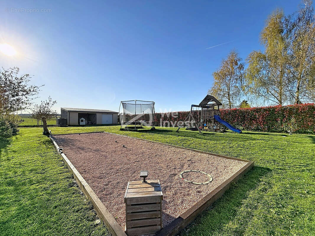 Maison à COSNES-ET-ROMAIN