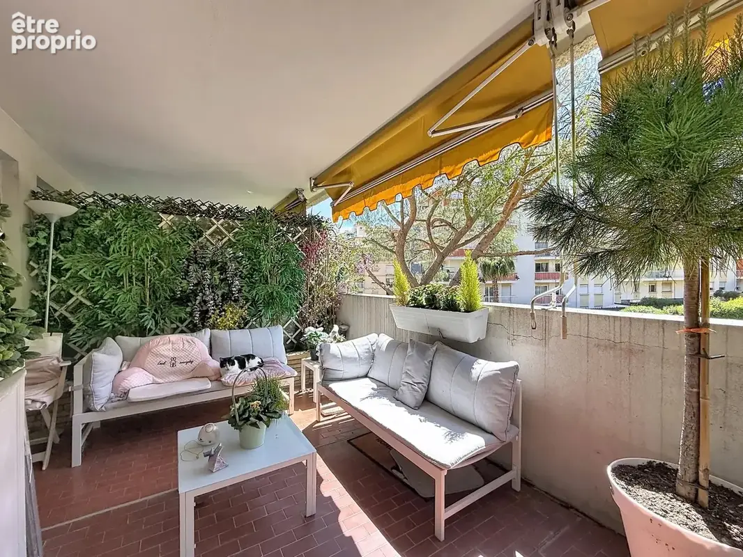 Vente NUE PROPRIETE - Nice / Gorbella - 4 Pièces - Terrasses - Vue Verdure - photo 3