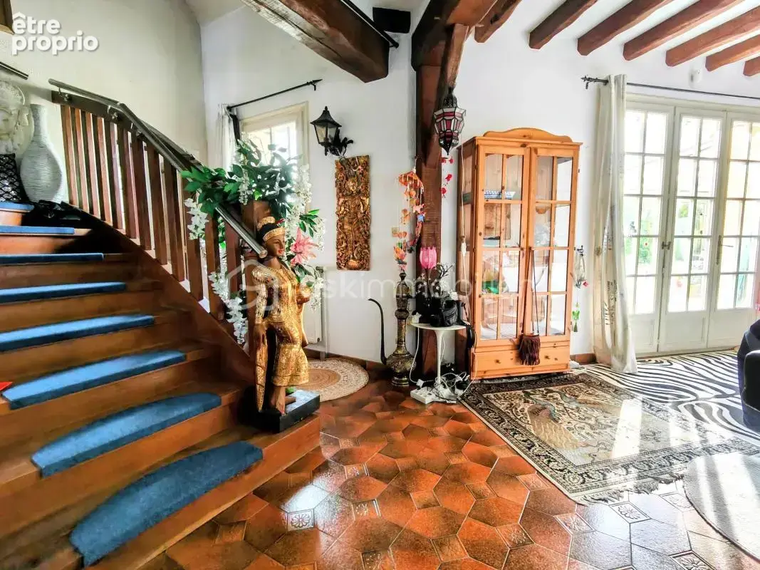 Belle maison familiale 5 ch dans un écrin boisé avec vue dégagée - photo 5