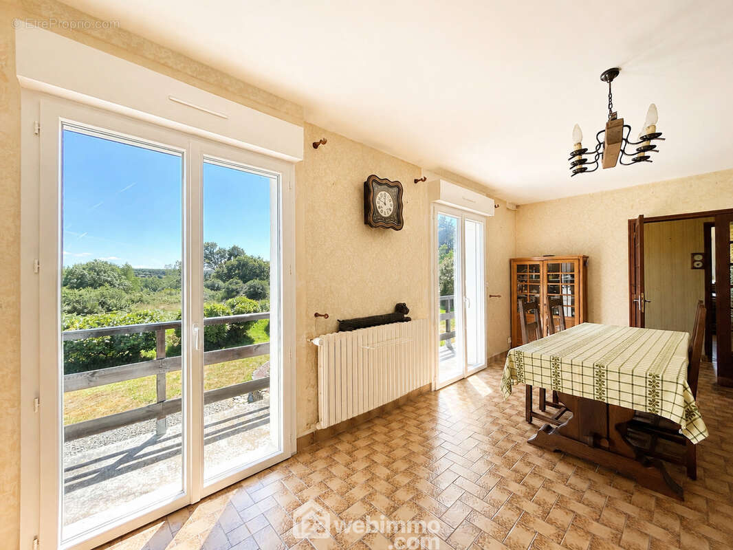 Maison 130 m² à Tredrez-Locquemeau  - photo 3