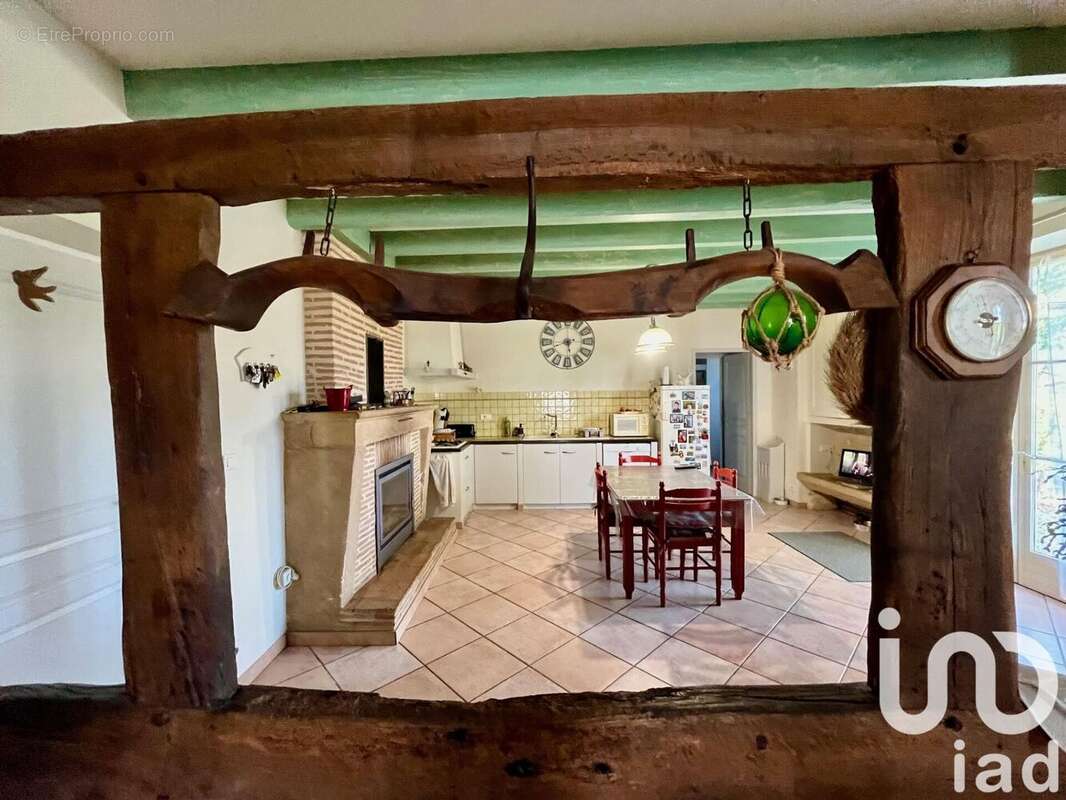 Maison 153 m² à Coimeres  - photo 4