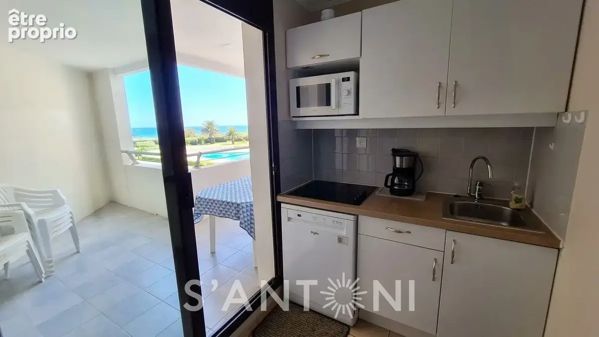 Cap d'agde - secteur rochelongue - t3 vue mer - piscine - ascenseur - garage - emplacement d'exception pieds dans l'eau - photo 6