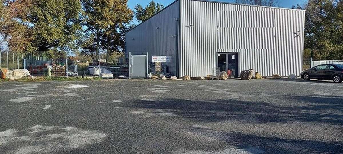 Photo 3 - Commerce à SAINT-SEURIN-SUR-L'ISLE