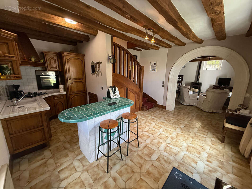 Maison à LA CHARTRE-SUR-LE-LOIR