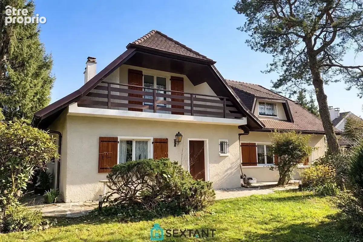 Maison à DIVONNE-LES-BAINS