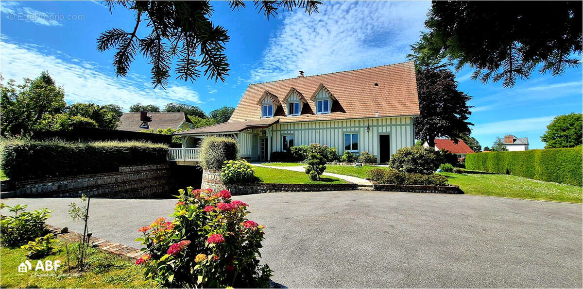 Maison à TOURVILLE-SUR-ARQUES