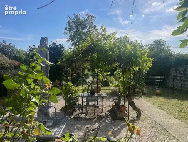 Maison dans le centre de VENERQUE - photo 4