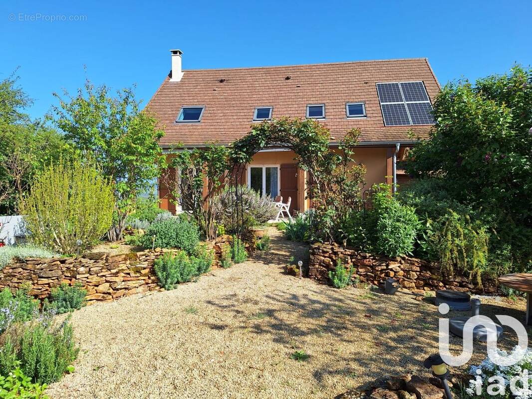 Photo 1 - Maison à AMEUGNY