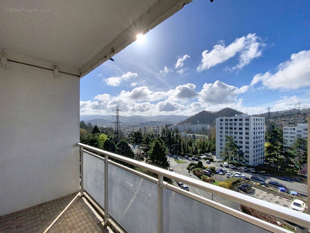 Appartement à SAINT-ETIENNE