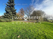 Terrain à ISNEAUVILLE