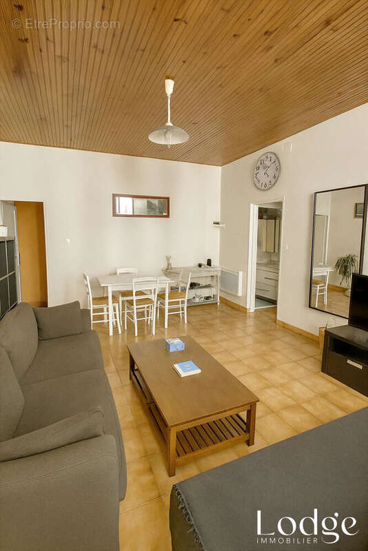 Appartement à MARSEILLE-7E