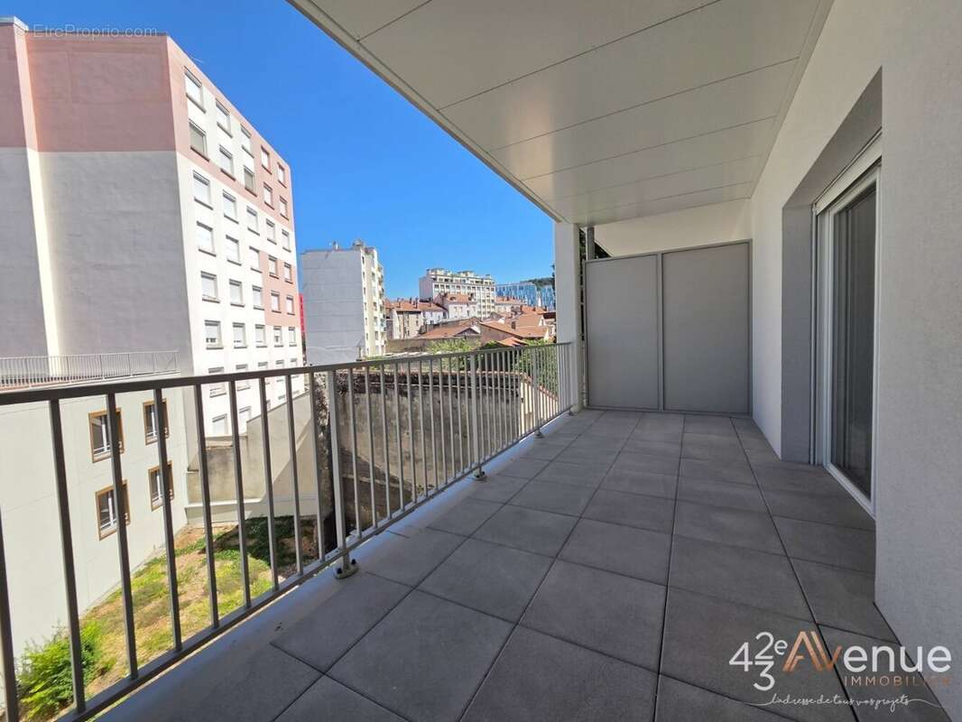 Appartement à SAINT-ETIENNE