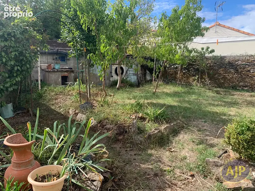Photo Maison à Saint-Sebastien-Sur-Loire au prix de 418 800€