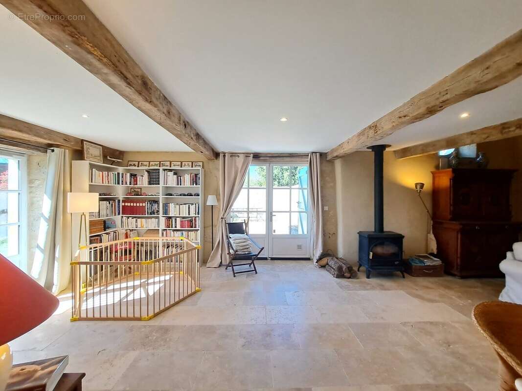 Maison à LA ROMIEU