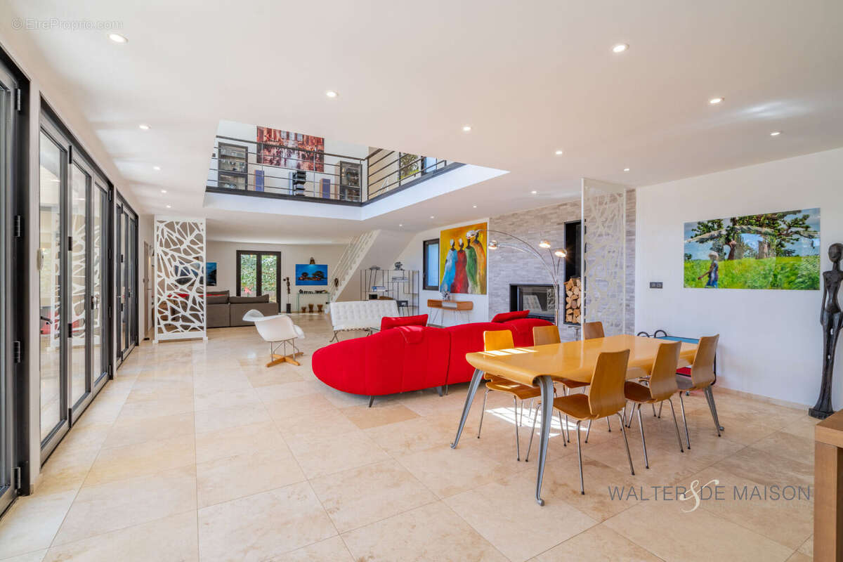 Maison à MAUSSANE-LES-ALPILLES