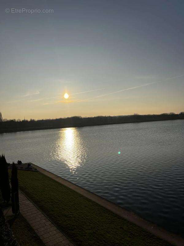 Appartement à VOISINS-LE-BRETONNEUX
