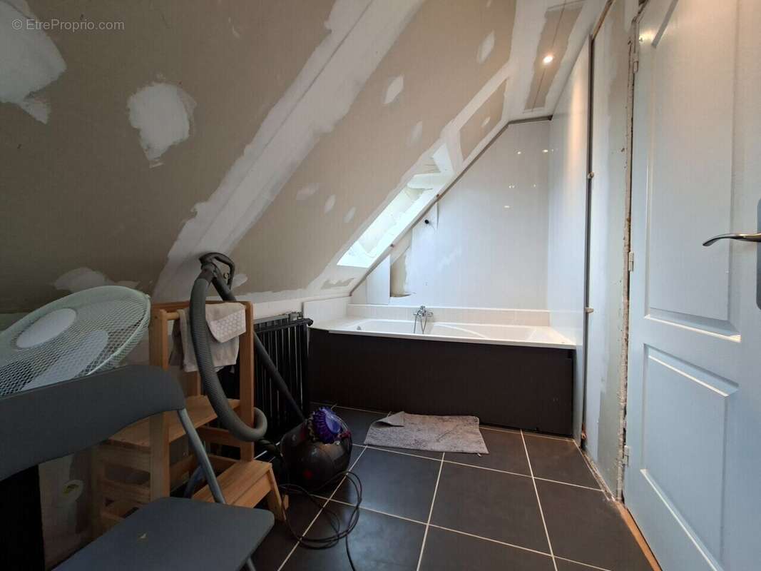 Maison à NOTRE-DAME-D&#039;ALIERMONT