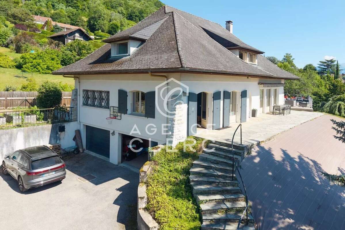 Maison à VEYRIER-DU-LAC