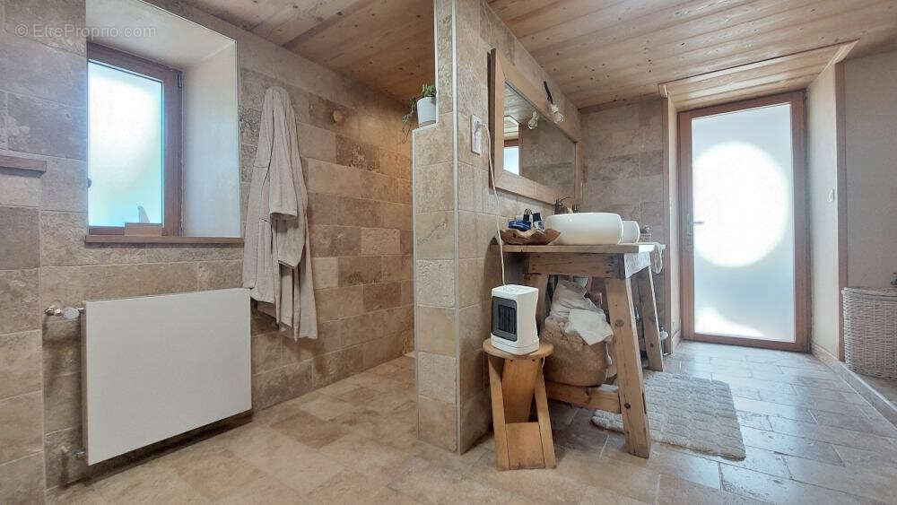 Maison à AUTECHAUX-ROIDE