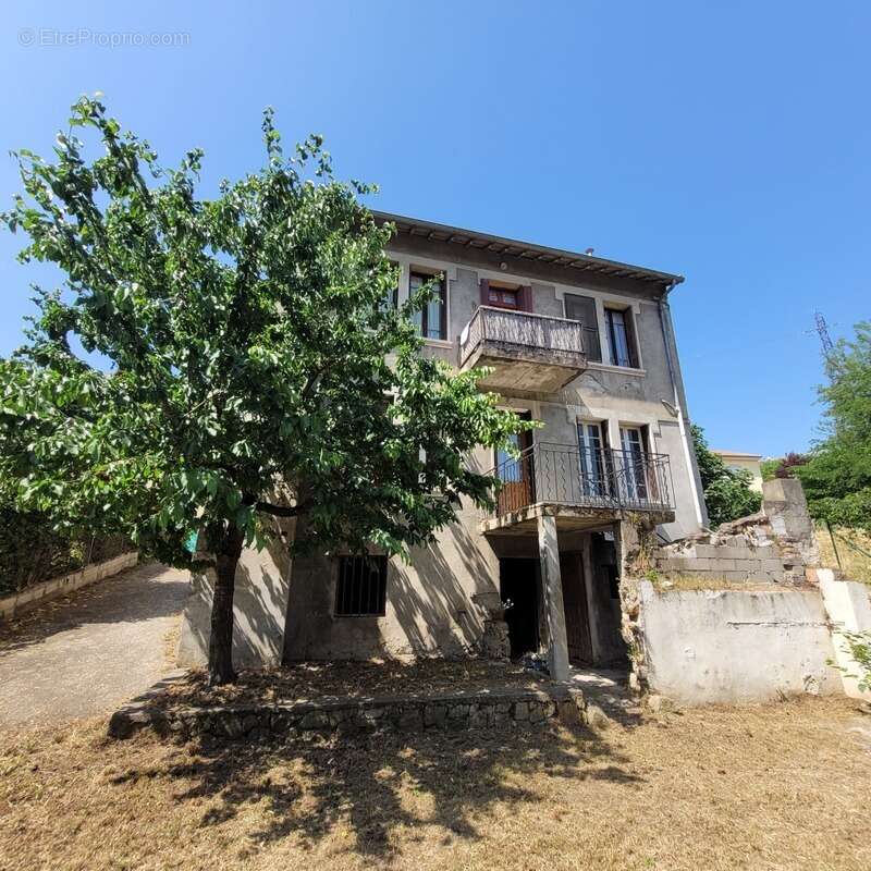 Dpt Gard (30), à vendre ALES immeuble de rapport 175m2 environ à rénover + terrain 300m² environ - photo 43