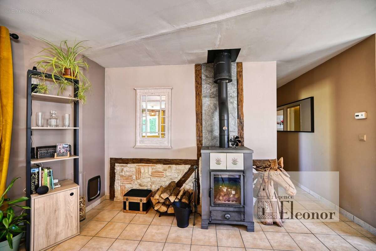 Maison à MARGUERON