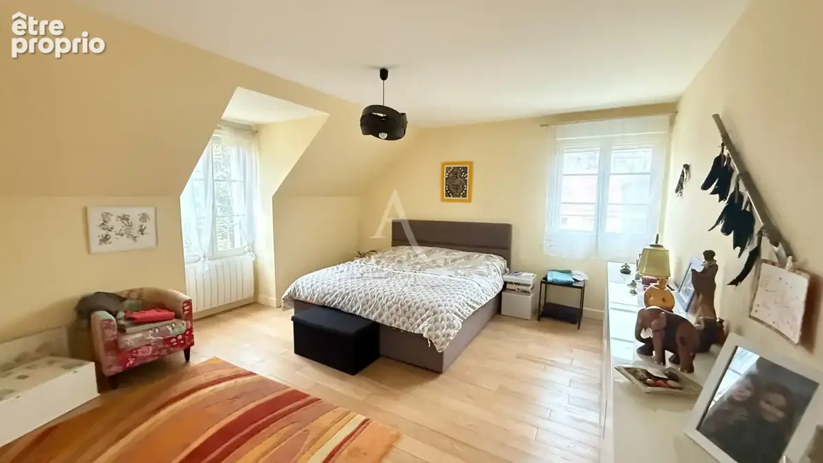 Maison 200 m2 - 4 chambres et 1 bureau - terrain 2040 m2 - photo 8