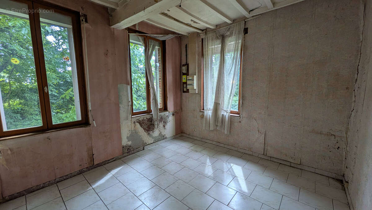 Maison à SERAIN